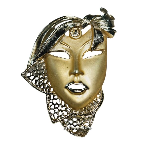 Vtg Mysterious Lady Mask Brooch 3d Hollow Masquerade Pin Matte Retro Gold Tone - Picture 5 of 11